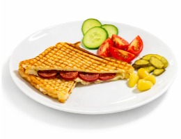 Sade Sucuklu Tost 